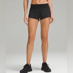 lululemon athletica Speed Up Low-Rise Lined Short 2.5”
